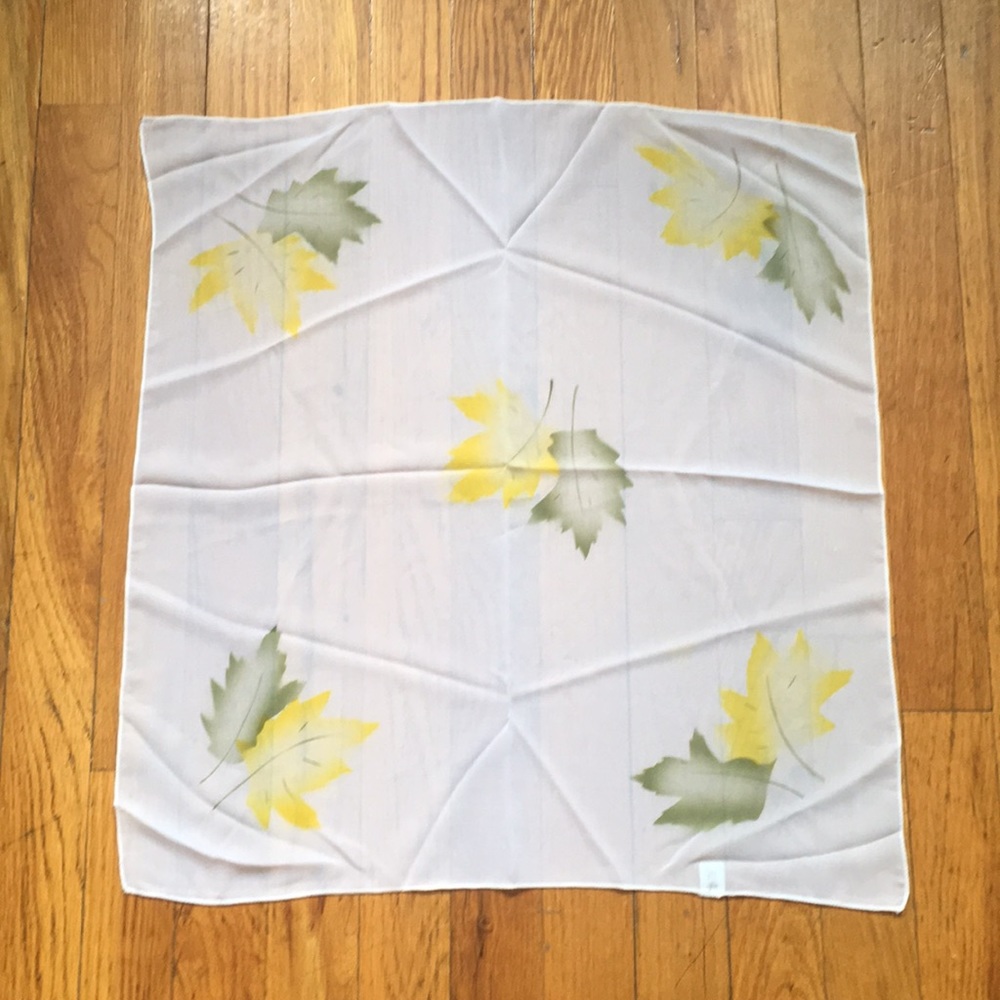 ❌SOLD❌ Spring Silk Mini Multi-Use Scarfs Bundle - Picture 2 of 3